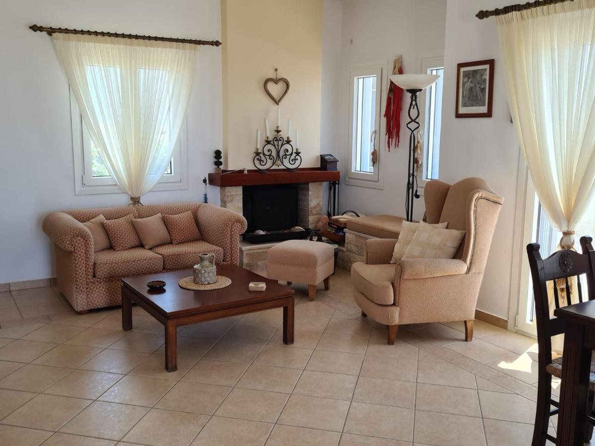 Milos Sun Villa Peran Triovasalos Εξωτερικό φωτογραφία